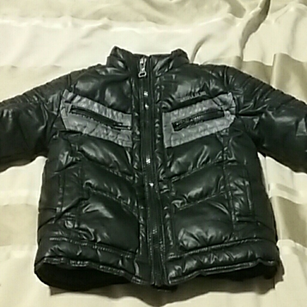 Guess childrens warm bubble quilted coat